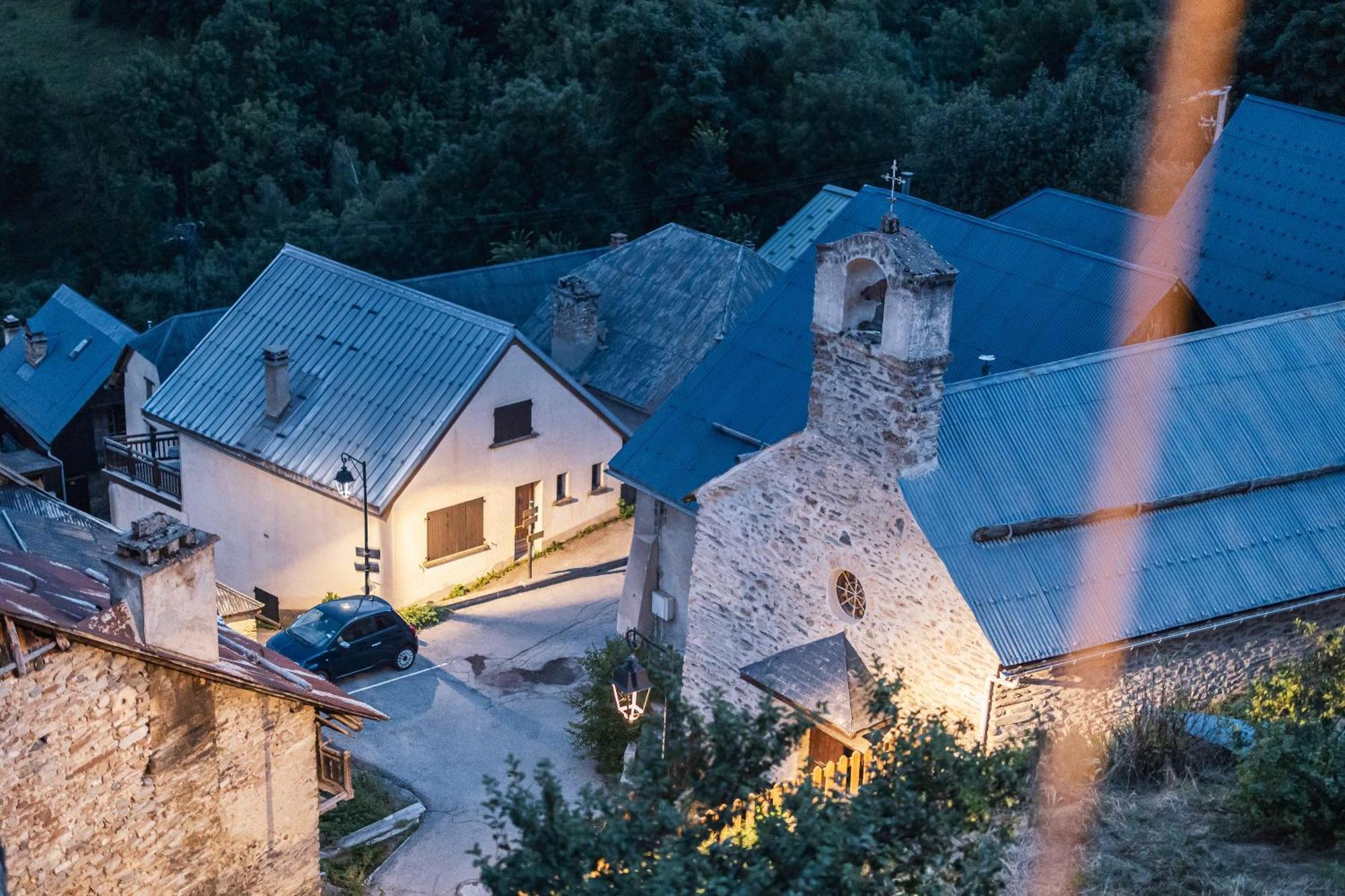 Gite L'Aurienchon Auris Kültér fotó